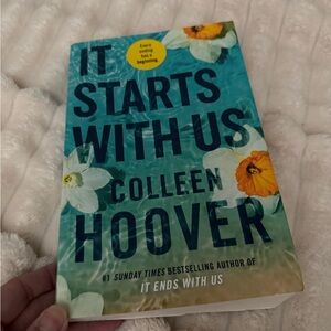 Colleen Hoover 3 Book Bundle with Free Book Tote!